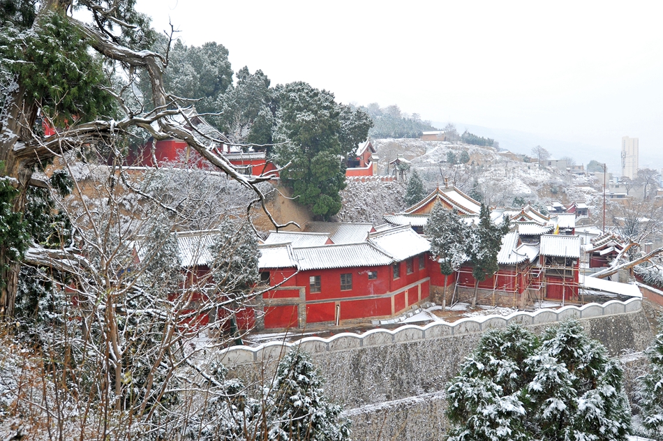 雪后的天水玉泉觀，仿佛回到了古秦州