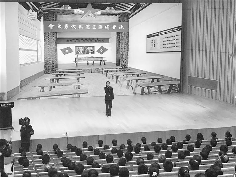 蘭州市開展“學(xué)黨史、頌黨恩、跟黨走”紅色文化進校園活動