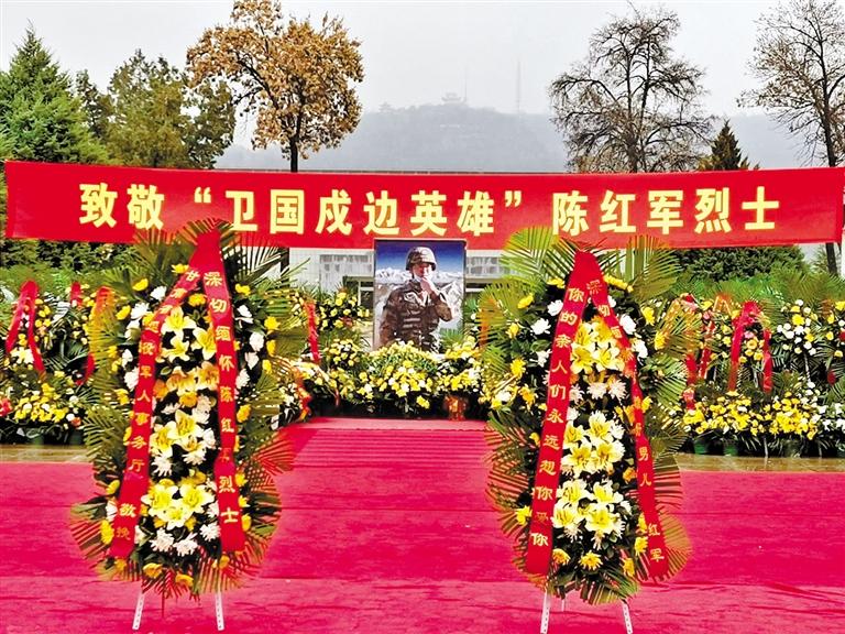 又是一年清明時(shí) 金城嗚咽祭英魂 “紅軍，我們看你來(lái)了！”