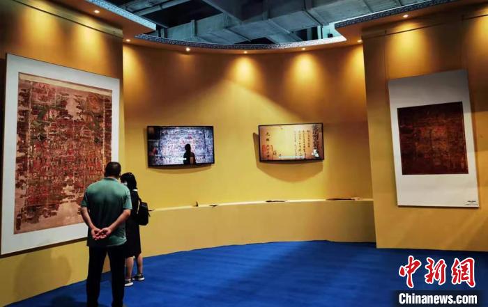 300多件敦煌藏經(jīng)洞流失文物“復制品+實物”回歸故里