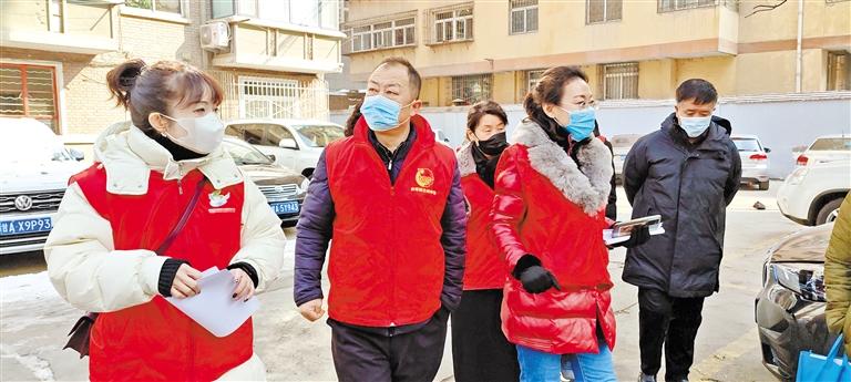 【新春走基層】解決雞毛蒜皮 感受社區(qū)“微幸?！?>
        </a><em>【新春走基層】解決雞毛蒜皮 感受社區(qū)“微幸福”</em></li>
    <li><a  target=