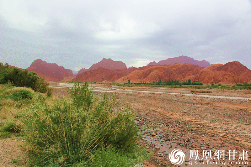 庫車銅廠河沿途，曾經(jīng)的絲路古道。楊文遠(yuǎn) 攝