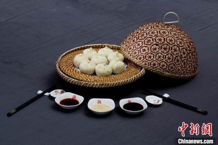 圖為甘肅臨夏回族自治州美味——河州包子。(資料圖) 臨夏州委宣傳部供圖